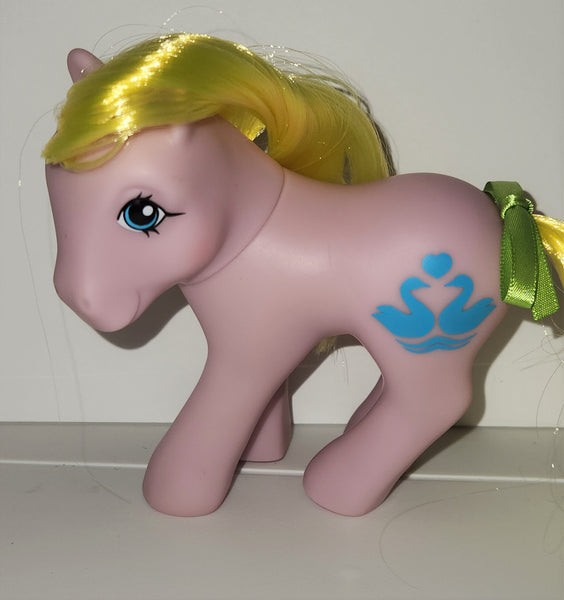 Elegance Romance Pony HQG1 My Little Pony Custom