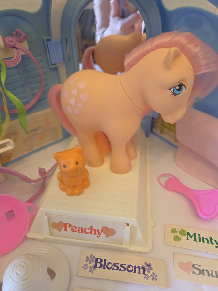 Pretty Parlor With Peachy Twinkles My Little Pony Vintage Used
