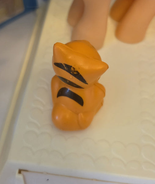 Pretty Parlor With Peachy Twinkles My Little Pony Vintage Used