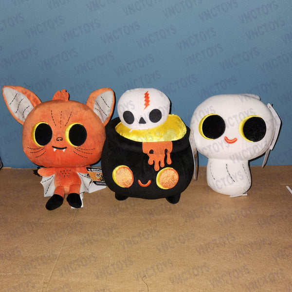 Boo Hallow Halloween Plush Bella, Ori, Newt