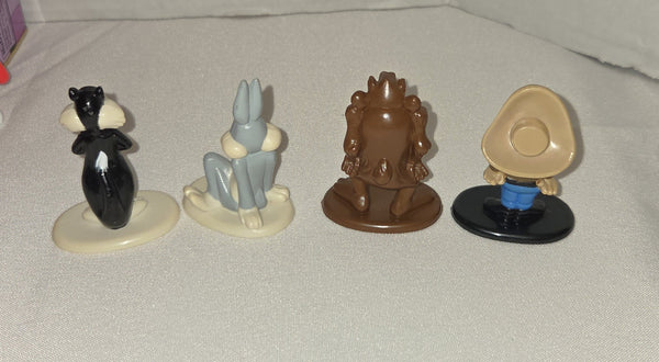Looney Toons Vintage Mini Figures Bugs Bunny Used