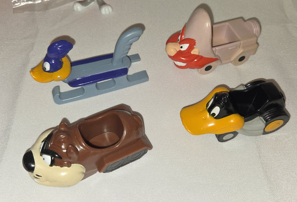 Looney Toons Vintage Mini Figures Bugs Bunny Used