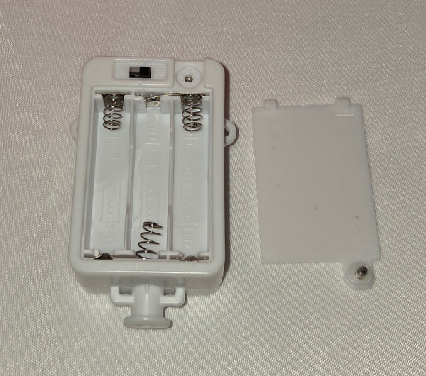 Peppa Pig 10 Inch Plush Talks And Plastic Storage Case Used